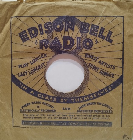 Edison Bell Radio - obal z roku 1928 vyrobený v Anglicku