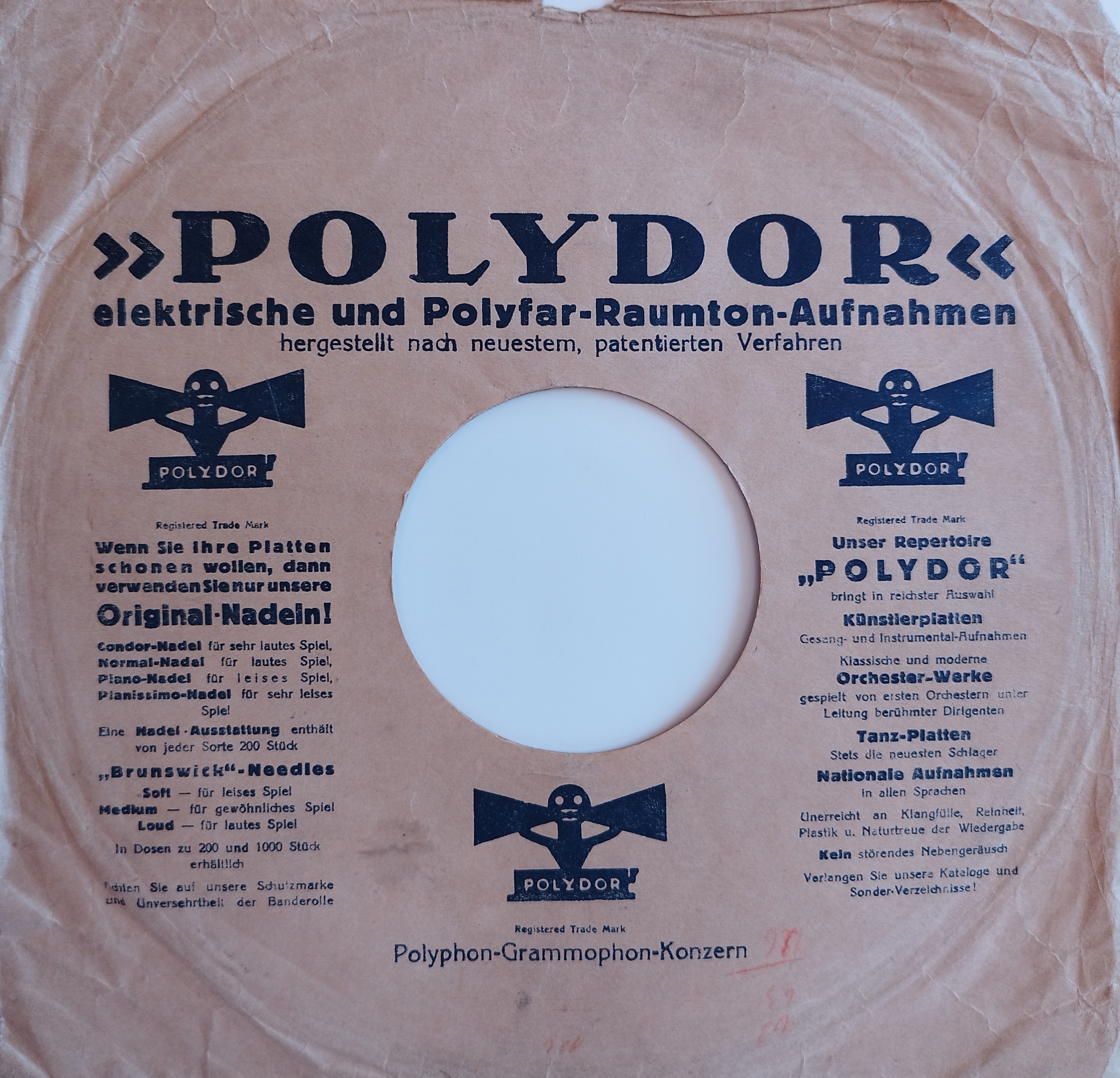 Polydor obal - často boli navonok takmer identické, v skutočnosti sa ale líšili sa v detailoch II, druhá strana